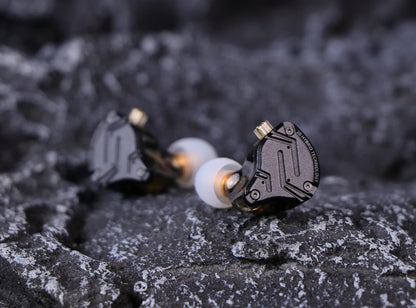 Linsoul KZ ZS10 PRO X ترقية 1DD+4BA Hybrid Driver HiFi داخل سماعات الأذن IEM مع لوحة حماية من خليط معدني، كابل 2Pin قابل للفصل مطلي بالفضة لمرحلة DJ الموسيقية (مع ميكروفون)